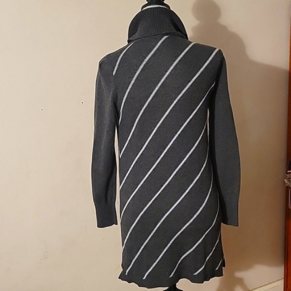 White House/Black Market Women's Long Sleeve Turtleneck Sweater Dress Size: S - Picture 6 of 8